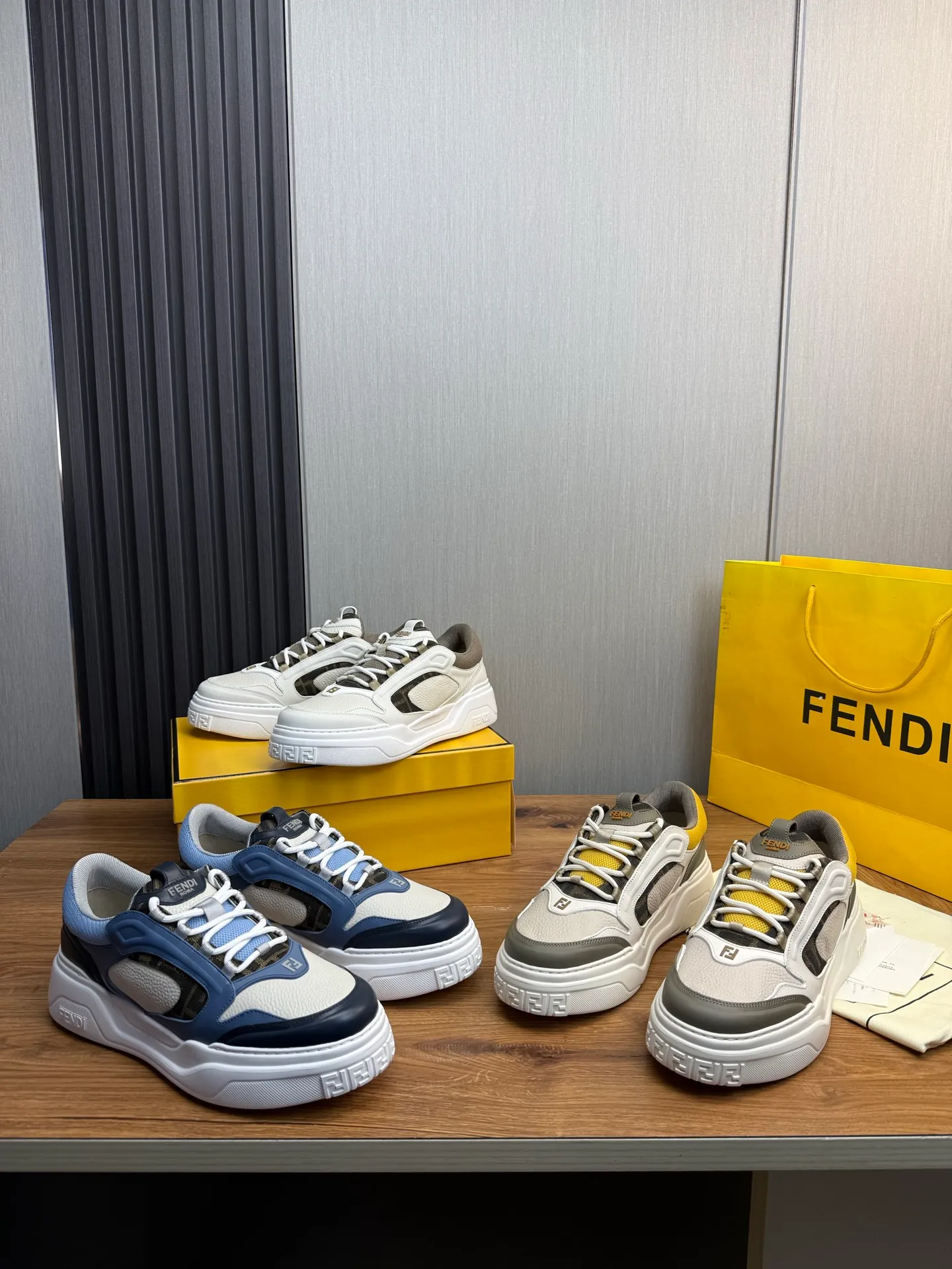 Men's shoes 💰780💰 Fendi (FENDI) men's model official website 1:1 replica ⬆️ The latest hot sale 🔥Original cowhide stitching - Comfortable mesh lining Original outsole ✅Ready stock 38-45 (38.45 non-refundable)